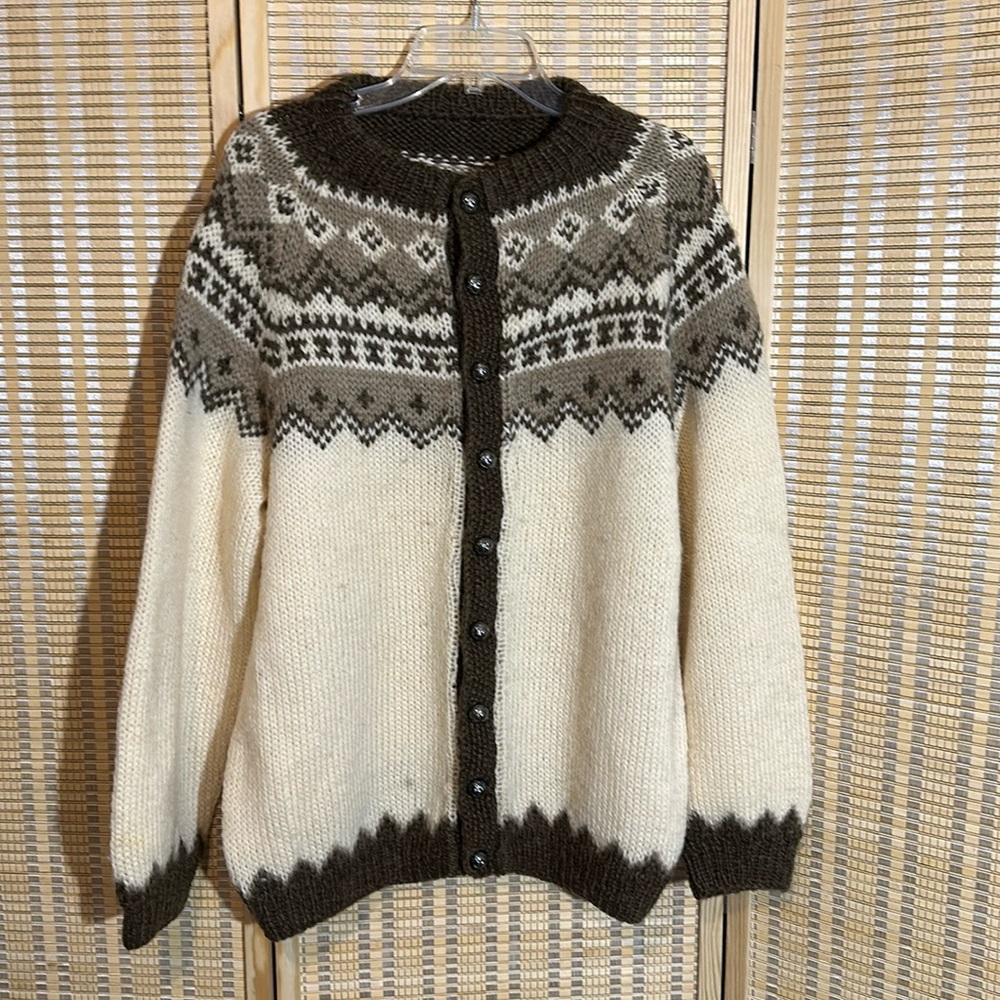 Vintage 1970s Hand Knit Cream Tan Fair Isle Cardigan Sweater Floral Buttons
